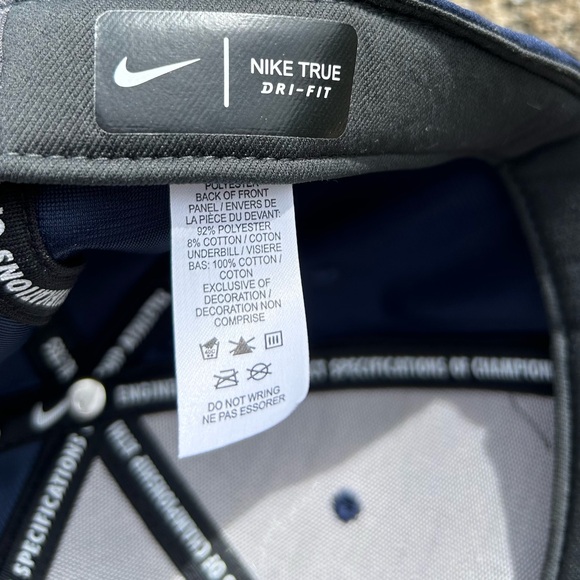 NWOT Nike Dri-FIT fitted hat - Picture 3 of 8
